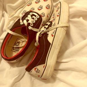 Vans. Unisex. Mens - 6.5 Womens - 8